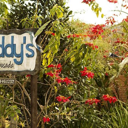 Buddy'S Hostel & Pousada Alto Paraiso Alto Paraíso de Goiás エクステリア 写真